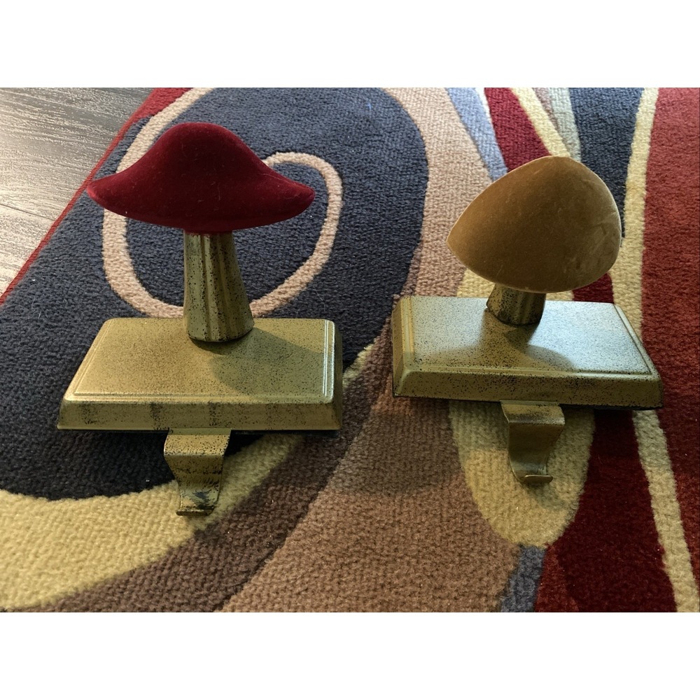 2-pack Flocked Mushroom Stocking Holder Christmas Red‎ Gold Country Wondershop